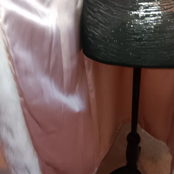 Avec TU Elegant White Faux Fur Coat - Picture 6 of 12